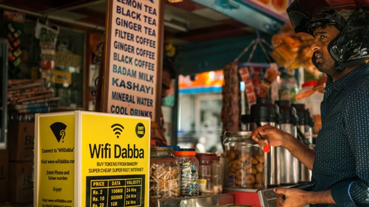 జియోకు అదిరిపోయే షాక్: రూపాయికే 1 జీబీ డేటా....