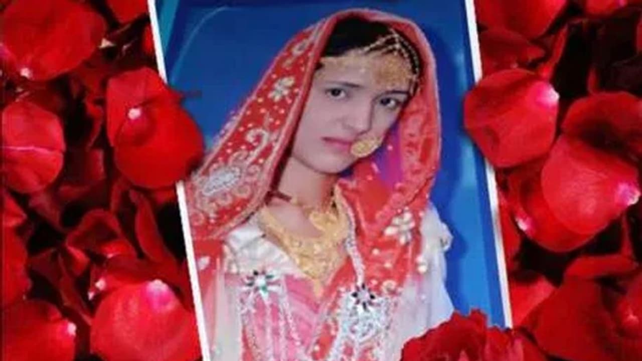 पति के खिलाफ मुंह खोलने की मिली इतनी बड़ी सजा, बयान दर्ज करने अस्पताल पहुंचे मजिस्ट्रेट पति के खिलाफ मुंह खोलने की मिली इतनी बड़ी सजा, बयान दर्ज करने अस्पताल पहुंचे मजिस्ट्रेट