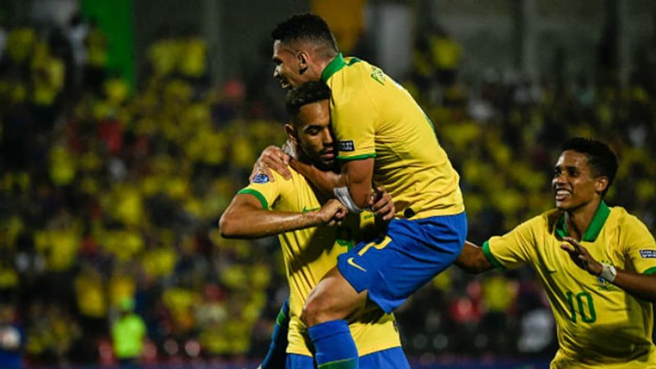 അര്ജന്റീനയെ തകര്ത്ത് ബ്രസീല് ഒളിംപിക്സ് ഫുട്ബോളിന് അര്ജന്റീനയെ തകര്ത്ത് ബ്രസീല് ഒളിംപിക്സ് ഫുട്ബോളിന്