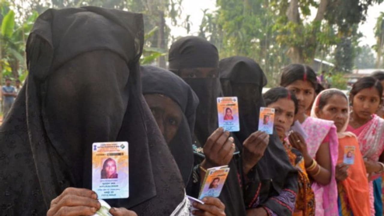 এনআরসি র পর ফের অসমে সমীক্ষা, এবার খোঁজা হবে 'দেশিয় মুসলমান'দের এনআরসি র পর ফের অসমে সমীক্ষা, এবার খোঁজা হবে 'দেশিয় মুসলমান'দের