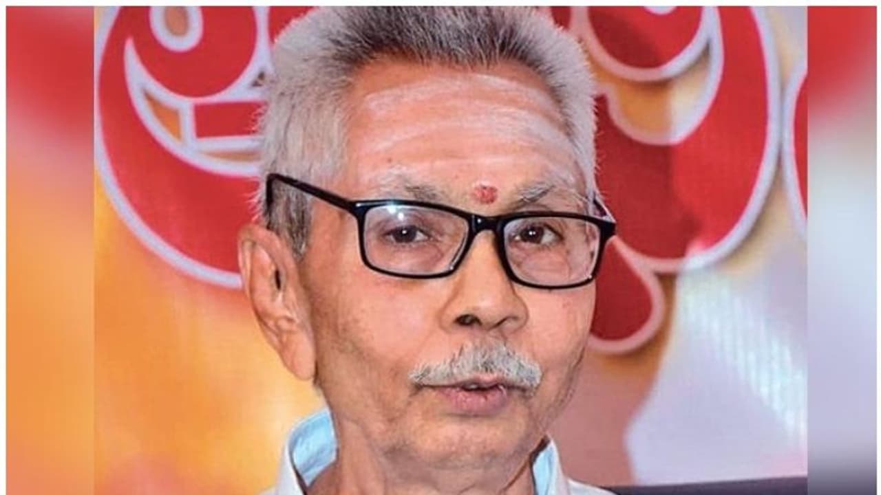 കിട്ടുന്ന പെൻഷൻതുക മുഴുവനും പാവപ്പെട്ടവർക്കായി ചെലവഴിക്കുന്ന ഒരു റിട്ട. ചീഫ് എഞ്ചിനീയർ കിട്ടുന്ന പെൻഷൻതുക മുഴുവനും പാവപ്പെട്ടവർക്കായി ചെലവഴിക്കുന്ന ഒരു റിട്ട. ചീഫ് എഞ്ചിനീയർ