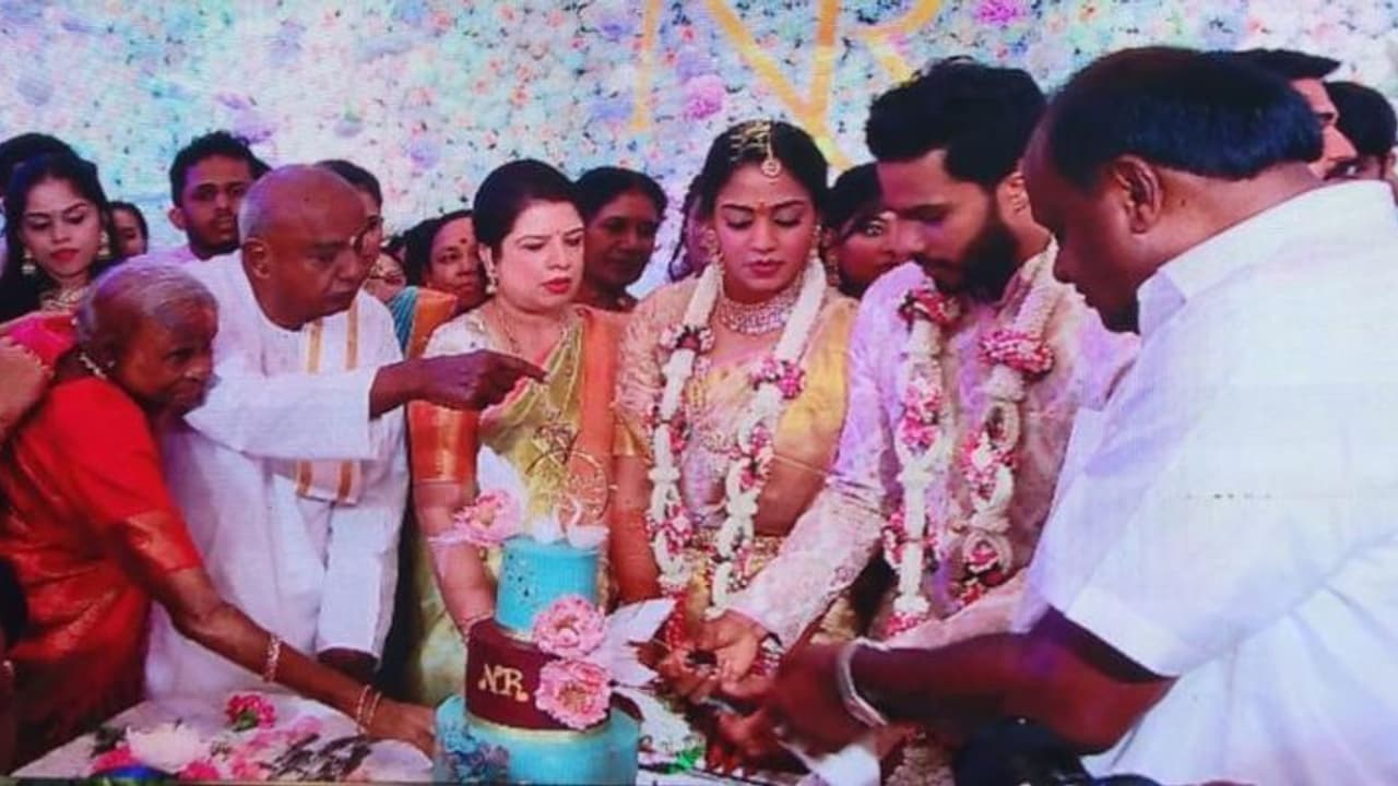 'ನನ್ನ ಕುಟುಂಬದ ಮದುವೆಗೆ ಇವರಿಗೇಕೆ ಚಿಂತೆ'..? 'ನನ್ನ ಕುಟುಂಬದ ಮದುವೆಗೆ ಇವರಿಗೇಕೆ ಚಿಂತೆ'..?