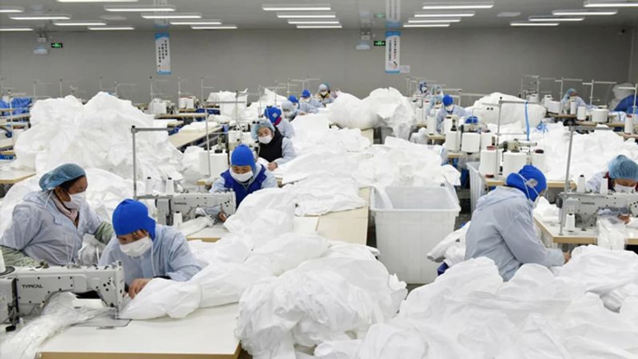 ಕೊರೋನಾಗೆ ಚೀನಾದಲ್ಲಿ ಒಂದೇ ದಿನ 254 ಬಲಿ! ಕೊರೋನಾಗೆ ಚೀನಾದಲ್ಲಿ ಒಂದೇ ದಿನ 254 ಬಲಿ!