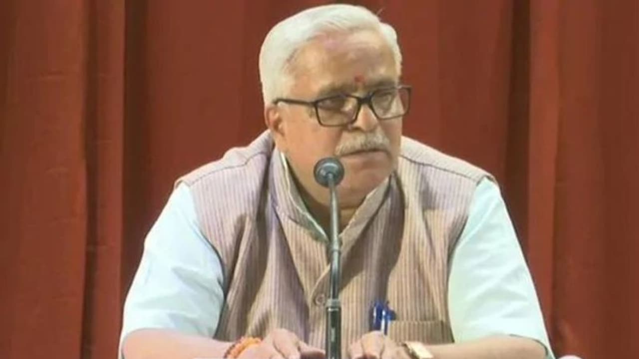 भैया जी जोशी ने कहा, गुरुकुल शिक्षा पद्धति को किया जाना चाहिए पुनर्जीवित भैया जी जोशी ने कहा, गुरुकुल शिक्षा पद्धति को किया जाना चाहिए पुनर्जीवित