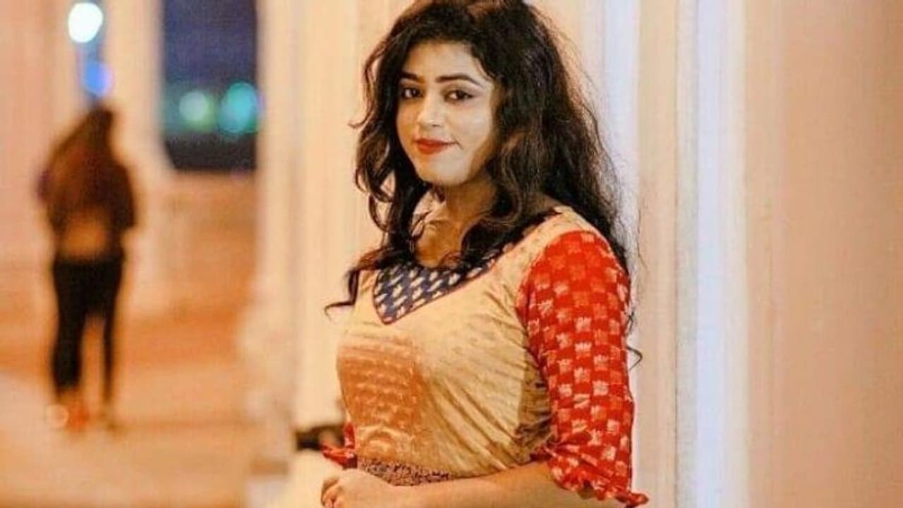 পছন্দমতো কাজ না পাওয়ার হতাশা, আত্মঘাতী উঠতি অভিনেত্রী পছন্দমতো কাজ না পাওয়ার হতাশা, আত্মঘাতী উঠতি অভিনেত্রী