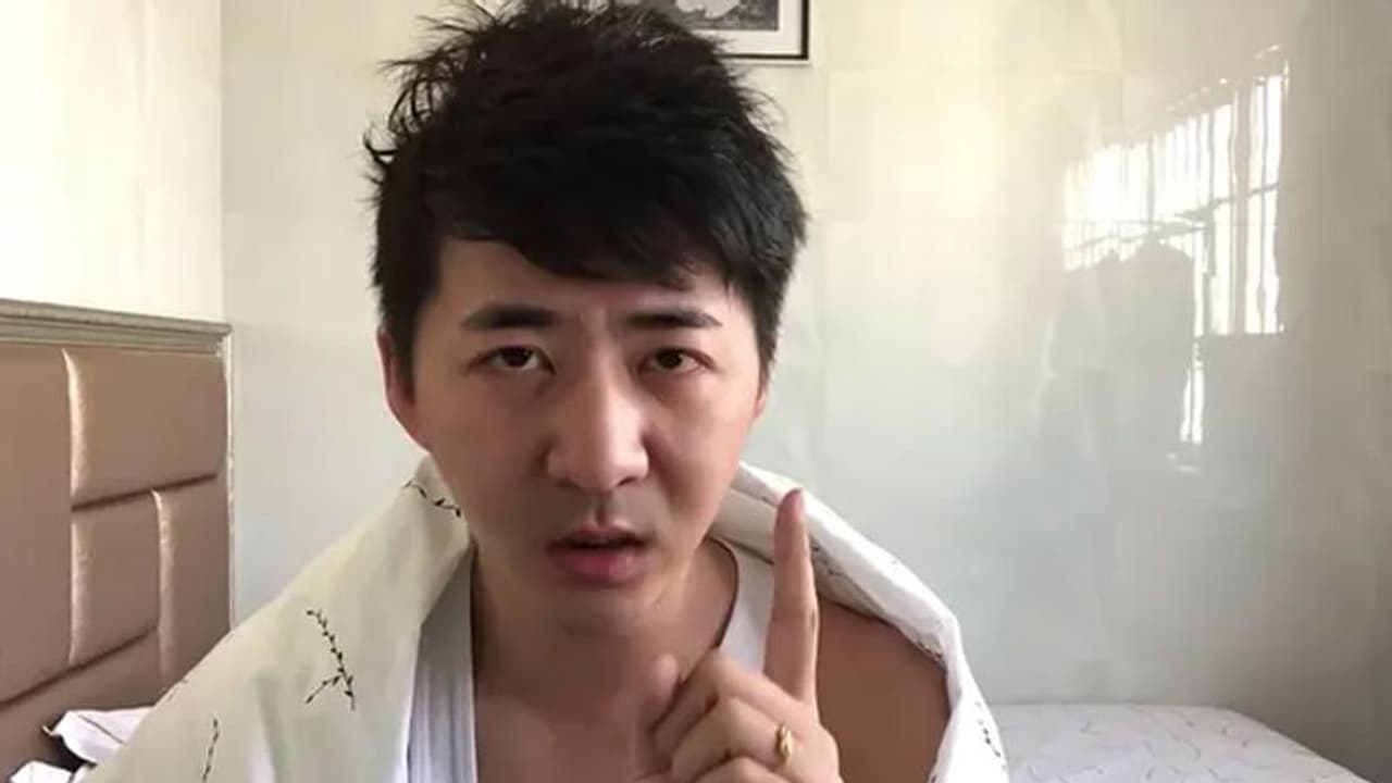 കൊറോണ വൈറസ് ബാധയുടെ ഭീകരത റിപ്പോര്ട്ട് ചെയ്ത സ്വതന്ത്ര മാധ്യമപ്രവര്ത്തകനെ കാണാനില്ല; എന്താണ് സംഭവിച്ചത്? കൊറോണ വൈറസ് ബാധയുടെ ഭീകരത റിപ്പോര്ട്ട് ചെയ്ത സ്വതന്ത്ര മാധ്യമപ്രവര്ത്തകനെ കാണാനില്ല; എന്താണ് സംഭവിച്ചത്?