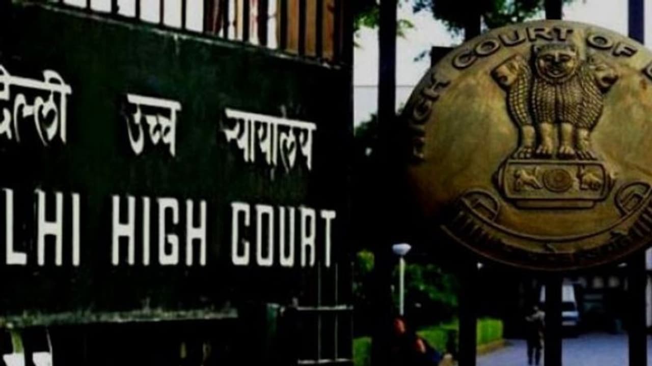 चुनाव टालने के लिए Delhi High Court में याचिका, जज ने कांग्रेसी नेता से पूछा क्या आप मंगल ग्रह पर रहते हैं? चुनाव टालने के लिए Delhi High Court में याचिका, जज ने कांग्रेसी नेता से पूछा क्या आप मंगल ग्रह पर रहते हैं?