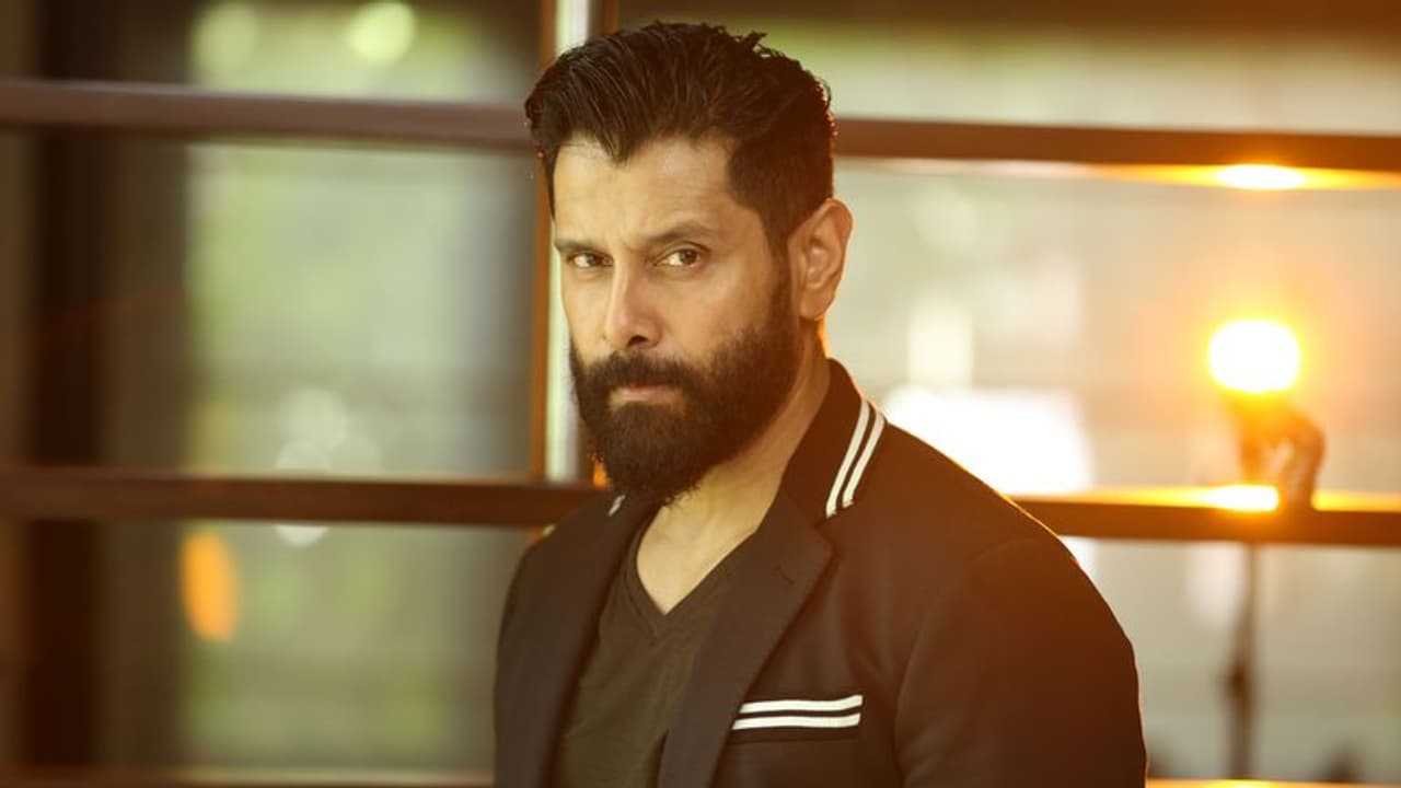 హీరో విక్రమ్ పై రూమర్స్.. అభిమానుల్లో కంగారు