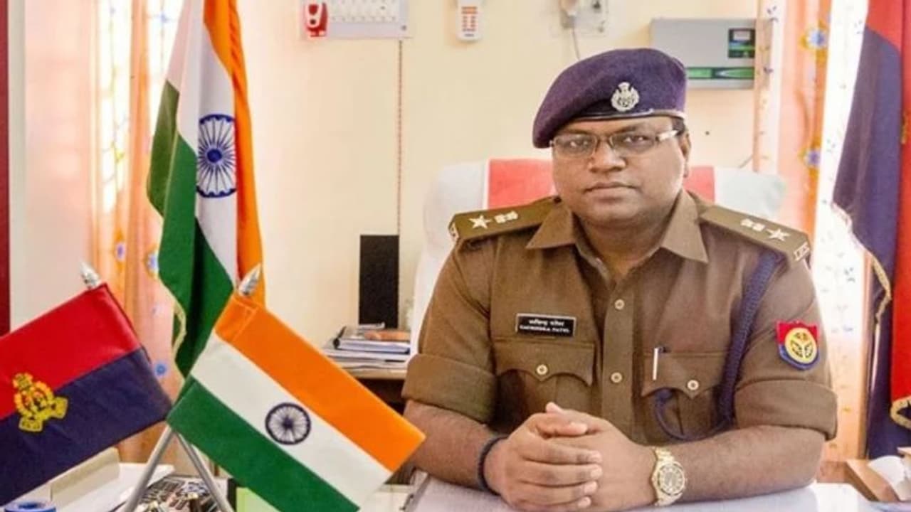 नाबालिग के साथ रेप के बाद दी थी धमकी, 5 दिन बाद गोली मारकर पिता की हत्या नाबालिग के साथ रेप के बाद दी थी धमकी, 5 दिन बाद गोली मारकर पिता की हत्या