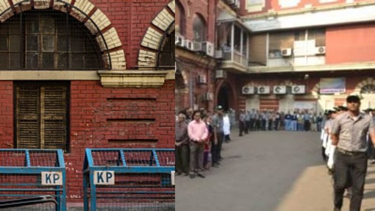 এনআরসি আতঙ্ক, জন্মের প্রমাণপত্র তুলতে সংখ্যালঘুদের ভিড় কলকাতা পুরসভায় এনআরসি আতঙ্ক, জন্মের প্রমাণপত্র তুলতে সংখ্যালঘুদের ভিড় কলকাতা পুরসভায়