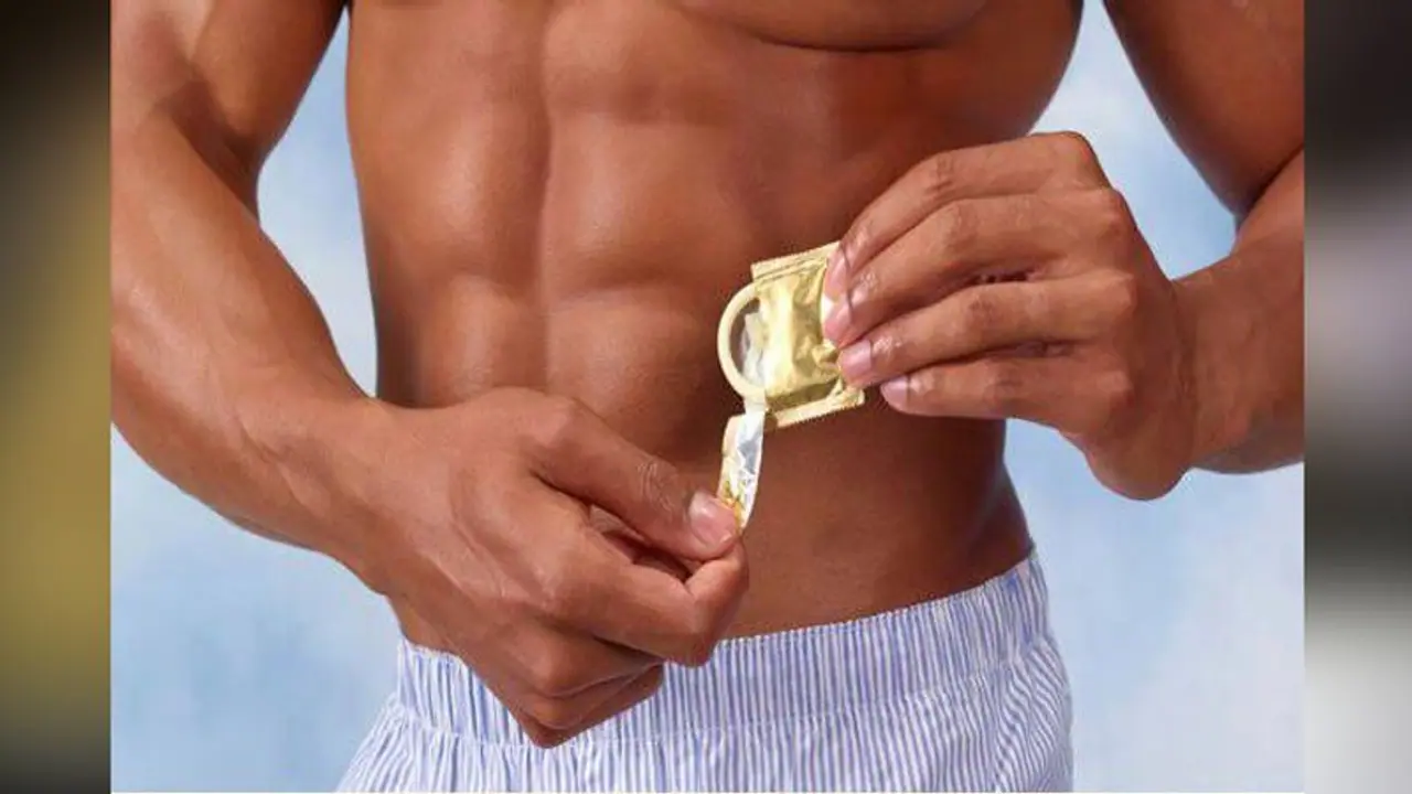 ಭಾರತದಲ್ಲಿ ಗಗನಕ್ಕೇರಿದ ಕಾಂಡೋಂ ಬೇಡಿಕೆ, ಪೋರ್ನ್‌ ಸೈಟ್ ವೀಕ್ಷಕರೂ ದುಪ್ಪಟ್ಟು!