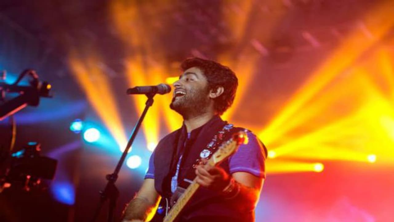 এক সঙ্গে ৪টি বিলাসবহুল ফ্ল্যাট কিনলেন অরিজিৎ, জানেন গায়ক খরচ করলেন কত কোটি এক সঙ্গে ৪টি বিলাসবহুল ফ্ল্যাট কিনলেন অরিজিৎ, জানেন গায়ক খরচ করলেন কত কোটি