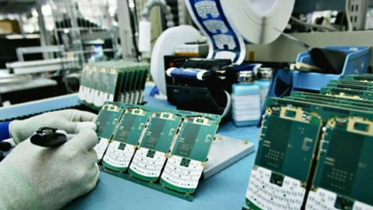 మార్చిలో మొబైల్ ఫోన్లకు రానున్న కష్టాలు...ఇదీ కరోనా వైరస్ ప్రభావమేన? మార్చిలో మొబైల్ ఫోన్లకు రానున్న కష్టాలు...ఇదీ కరోనా వైరస్ ప్రభావమేన?