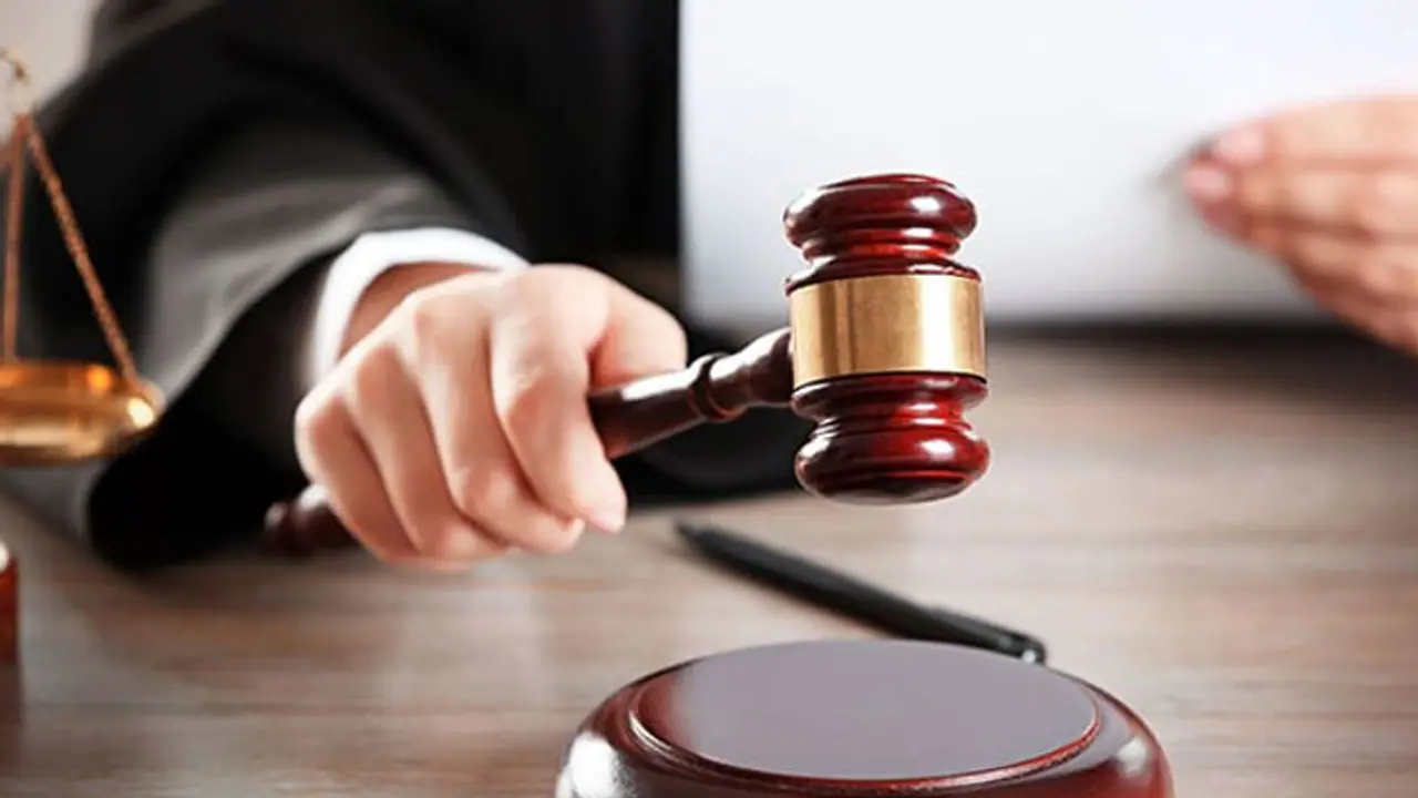 గుర్తింపు లేని చైతన్య నారాయణ కాలేజీలపై చర్యలు తీసుకొండి:హైకోర్టు గుర్తింపు లేని చైతన్య నారాయణ కాలేజీలపై చర్యలు తీసుకొండి:హైకోర్టు