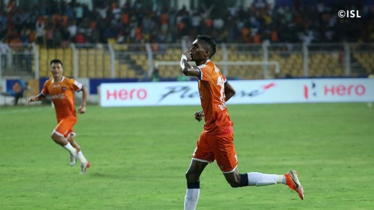 മുംബൈക്ക് തിരിച്ചടി; ഗോള്മേളവുമായി ഗോവ തലപ്പത്ത്; നേട്ടമായത് ബിഎഫ്സിക്ക് മുംബൈക്ക് തിരിച്ചടി; ഗോള്മേളവുമായി ഗോവ തലപ്പത്ത്; നേട്ടമായത് ബിഎഫ്സിക്ക്