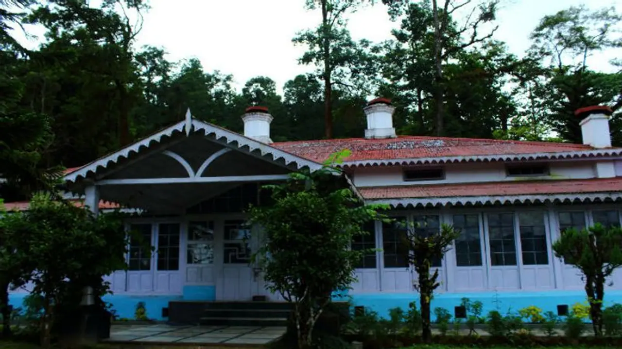 রবীন্দ্র স্মৃতি বিজড়িত মংপুতে প্রকৃতির মাঝে কাটিয়ে আসুন দু তিন দিন রবীন্দ্র স্মৃতি বিজড়িত মংপুতে প্রকৃতির মাঝে কাটিয়ে আসুন দু তিন দিন