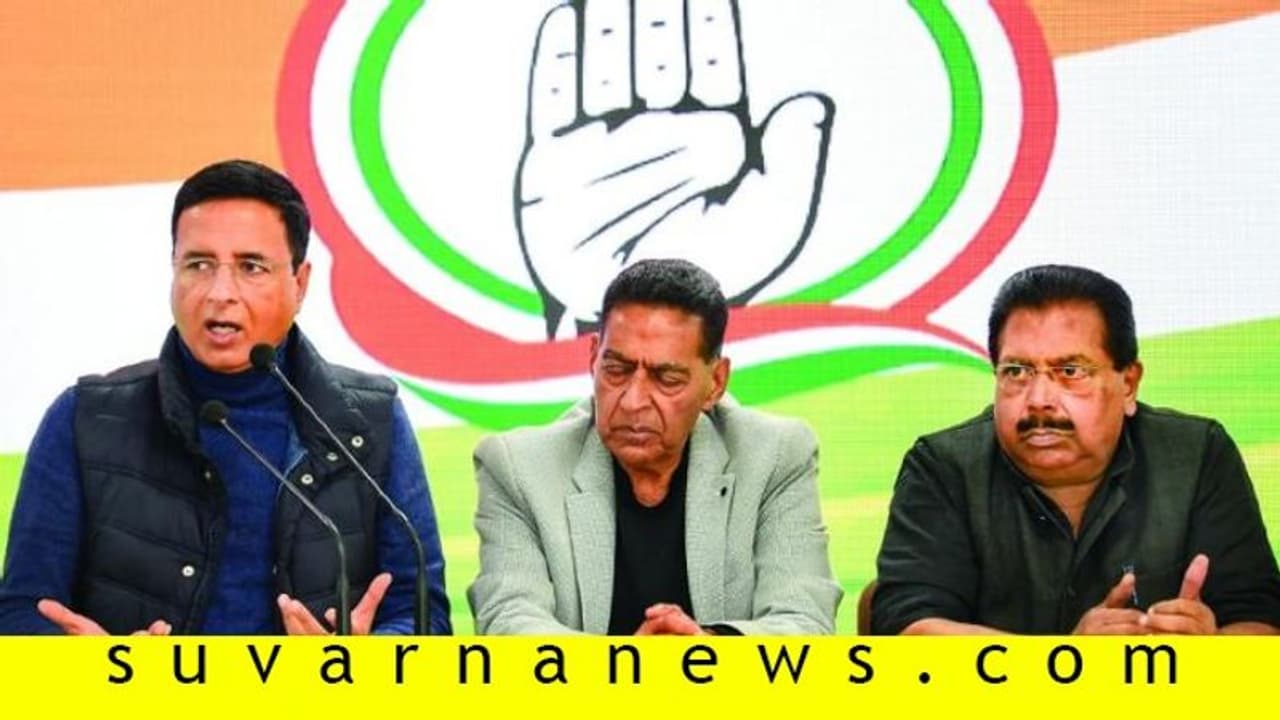 ದೆಹಲಿ ಸೋಲಿನ ಹೊಣೆ ಹೊತ್ತು ಕಾಂಗ್ರೆಸ್ನ ಇಬ್ಬರು ಪ್ರಮುಖ ನಾಯಕರ ರಾಜೀನಾಮೆ! ದೆಹಲಿ ಸೋಲಿನ ಹೊಣೆ ಹೊತ್ತು ಕಾಂಗ್ರೆಸ್ನ ಇಬ್ಬರು ಪ್ರಮುಖ ನಾಯಕರ ರಾಜೀನಾಮೆ!