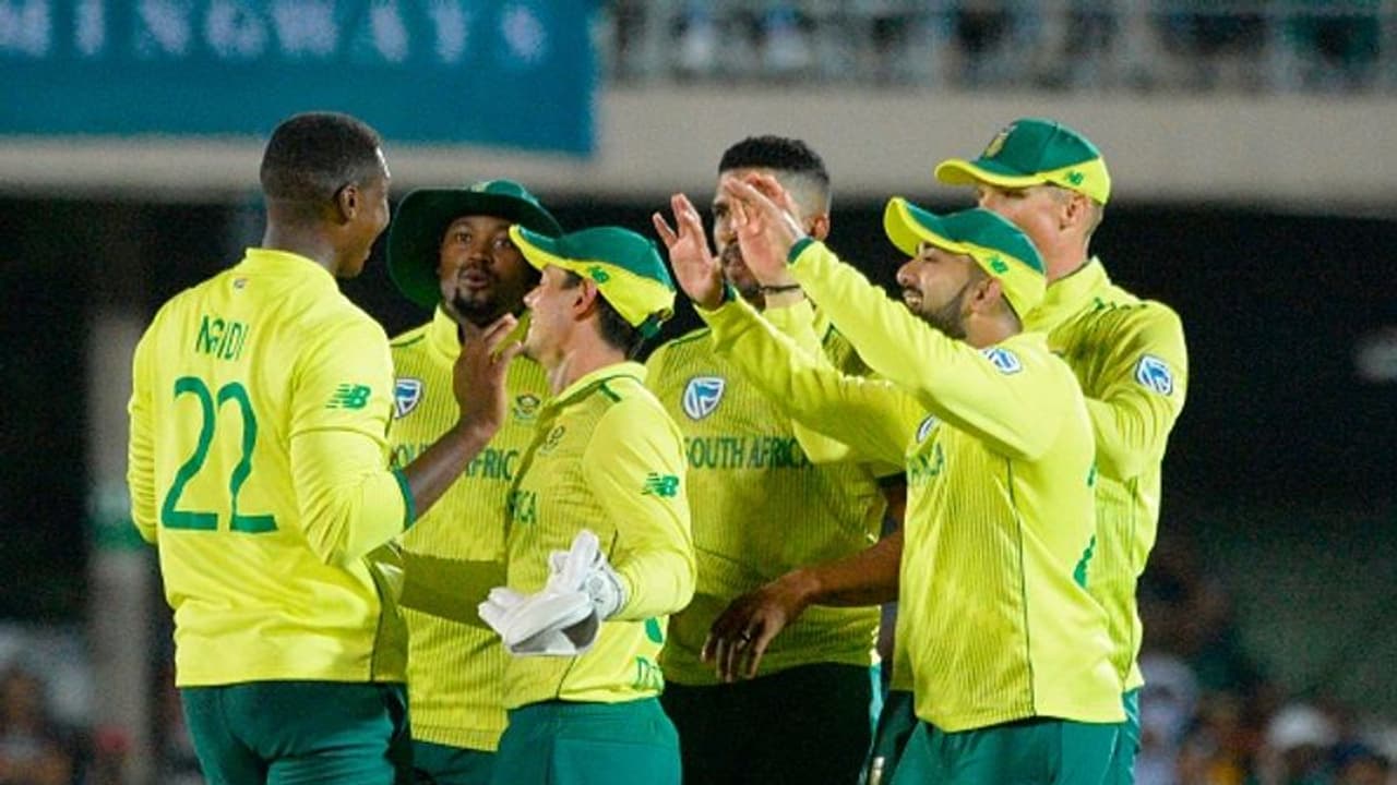 ಭಾರತ ಎದುರಿನ ಏಕದಿನ ಸರಣಿಗೆ ದಕ್ಷಿಣ ಆಫ್ರಿಕಾ ತಂಡ ಪ್ರಕಟ ಭಾರತ ಎದುರಿನ ಏಕದಿನ ಸರಣಿಗೆ ದಕ್ಷಿಣ ಆಫ್ರಿಕಾ ತಂಡ ಪ್ರಕಟ