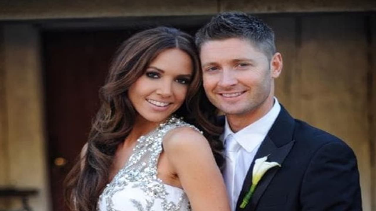 పెళ్లయి ఏడేళ్లు, అప్పుడే భార్యతో మైఖేల్ క్లార్క్ విడాకులు పెళ్లయి ఏడేళ్లు, అప్పుడే భార్యతో మైఖేల్ క్లార్క్ విడాకులు