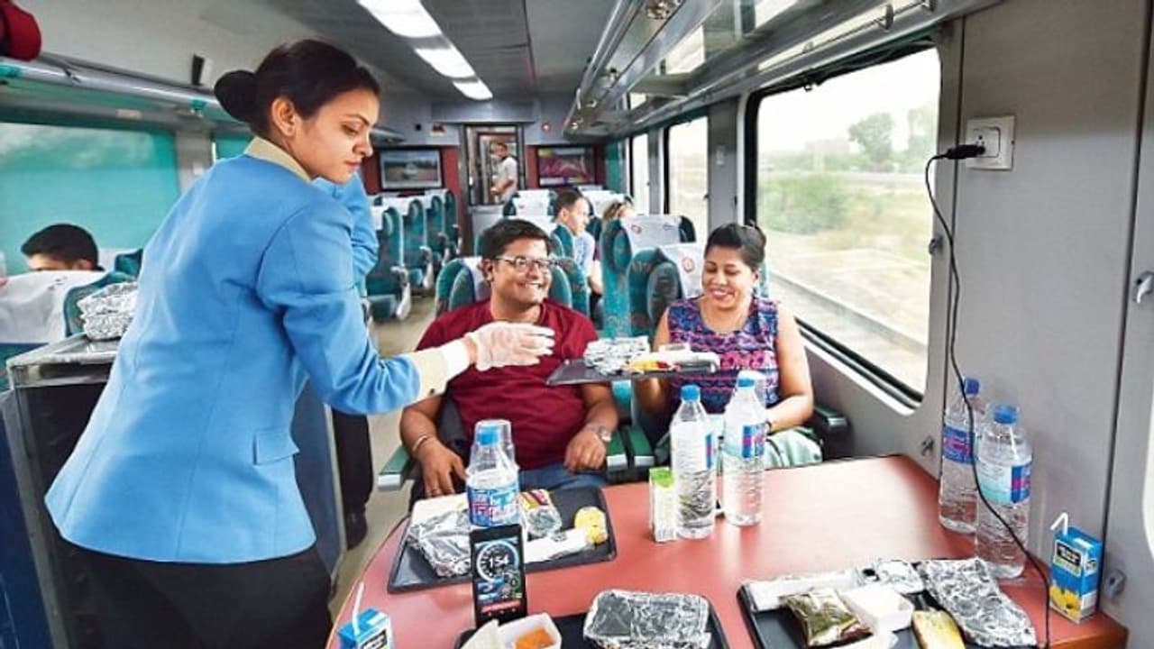 ഐആര്സിടിസിക്ക് ഡിസംബര് പാദത്തില് ലാഭം 200 കോടി കവിഞ്ഞു ഐആര്സിടിസിക്ക് ഡിസംബര് പാദത്തില് ലാഭം 200 കോടി കവിഞ്ഞു