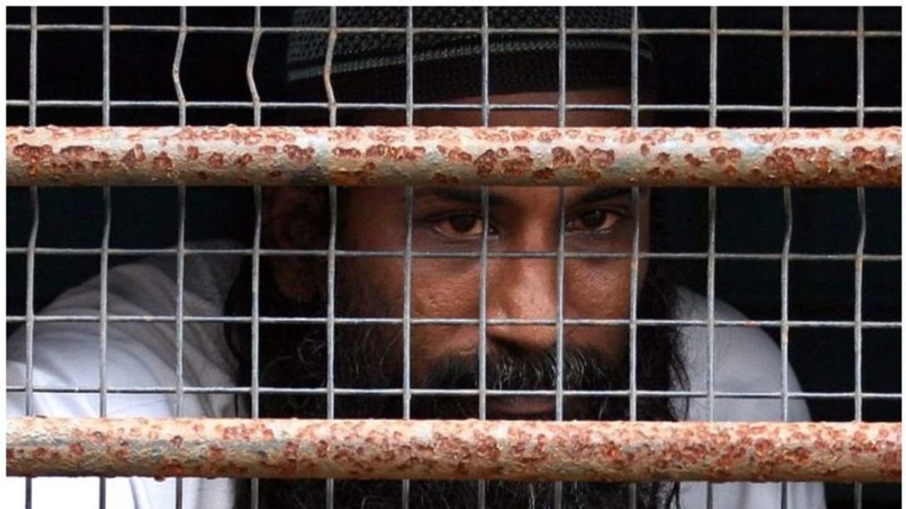 ബിയർമാൻ സീരിയൽ കില്ലർ : കല്ലിന് തലയ്ക്കടിച്ച് നടത്തിയത് ഏഴുകൊലകൾ, എല്ലായിടത്തും ബിയർ കാനിന്റെ സാന്നിധ്യം ബിയർമാൻ സീരിയൽ കില്ലർ : കല്ലിന് തലയ്ക്കടിച്ച് നടത്തിയത് ഏഴുകൊലകൾ, എല്ലായിടത്തും ബിയർ കാനിന്റെ സാന്നിധ്യം