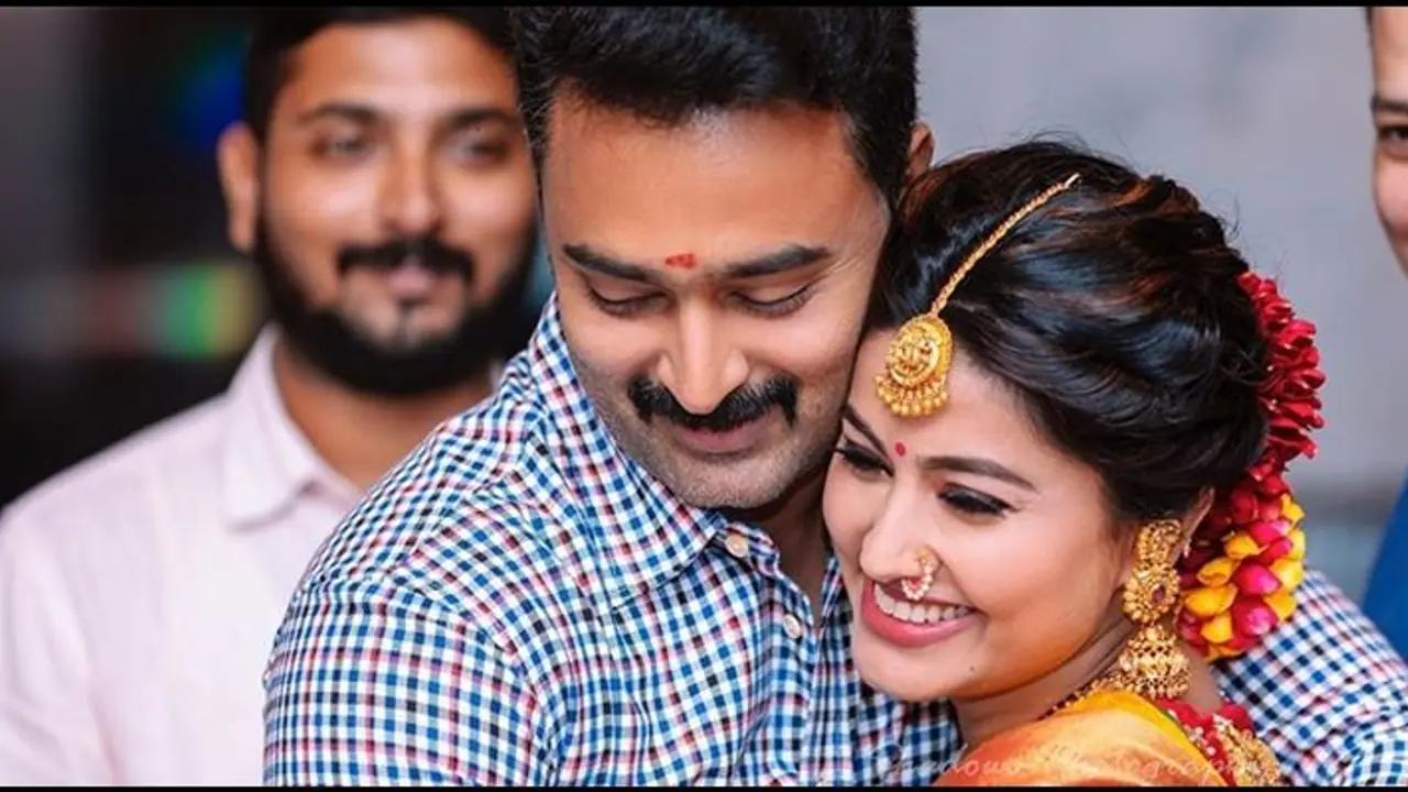 குழந்தைக்கு வித்தியாசமான பெயர் வைத்து அசத்திய சினேகா பிரசன்னா! குழந்தைக்கு வித்தியாசமான பெயர் வைத்து அசத்திய சினேகா பிரசன்னா!