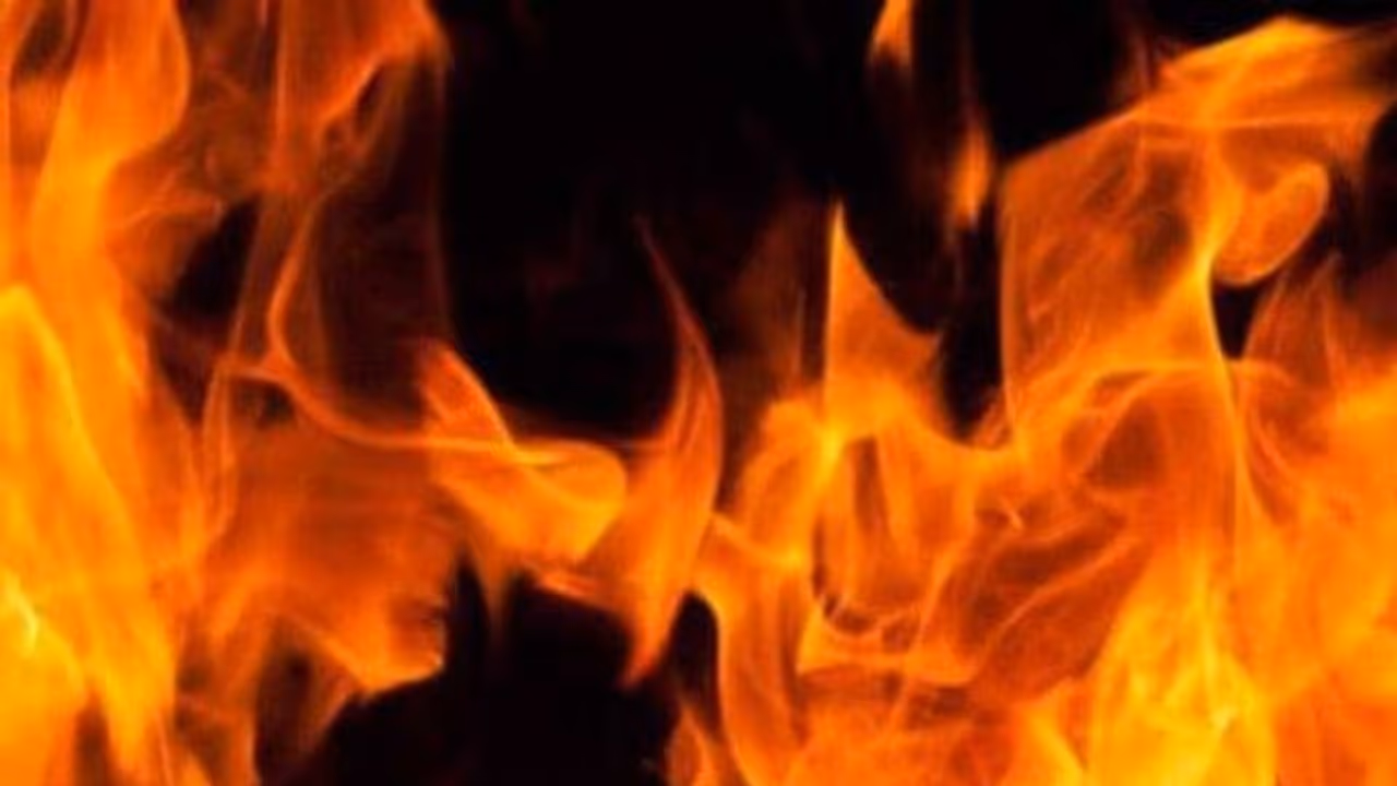 കുവൈത്തില് വന് തീപിടിത്തം; എട്ട് കുട്ടികള് മരിച്ചു കുവൈത്തില് വന് തീപിടിത്തം; എട്ട് കുട്ടികള് മരിച്ചു