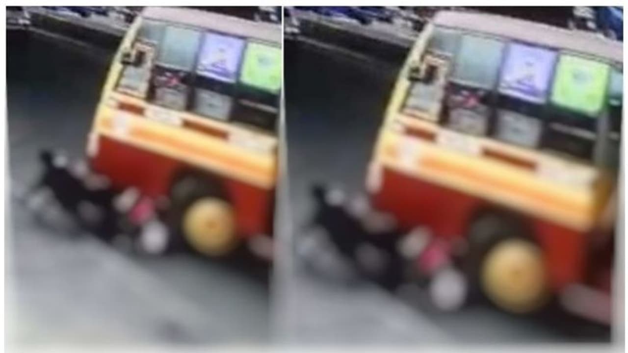 മുന്നറിയിപ്പ് നല്കാതെ ബസ് ഇടത്തേക്ക് തിരിച്ചു; ഡ്രൈവറുടെ അശ്രദ്ധ സ്കൂട്ടര് യാത്രികന്റെ ജീവനെടുത്തു മുന്നറിയിപ്പ് നല്കാതെ ബസ് ഇടത്തേക്ക് തിരിച്ചു; ഡ്രൈവറുടെ അശ്രദ്ധ സ്കൂട്ടര് യാത്രികന്റെ ജീവനെടുത്തു