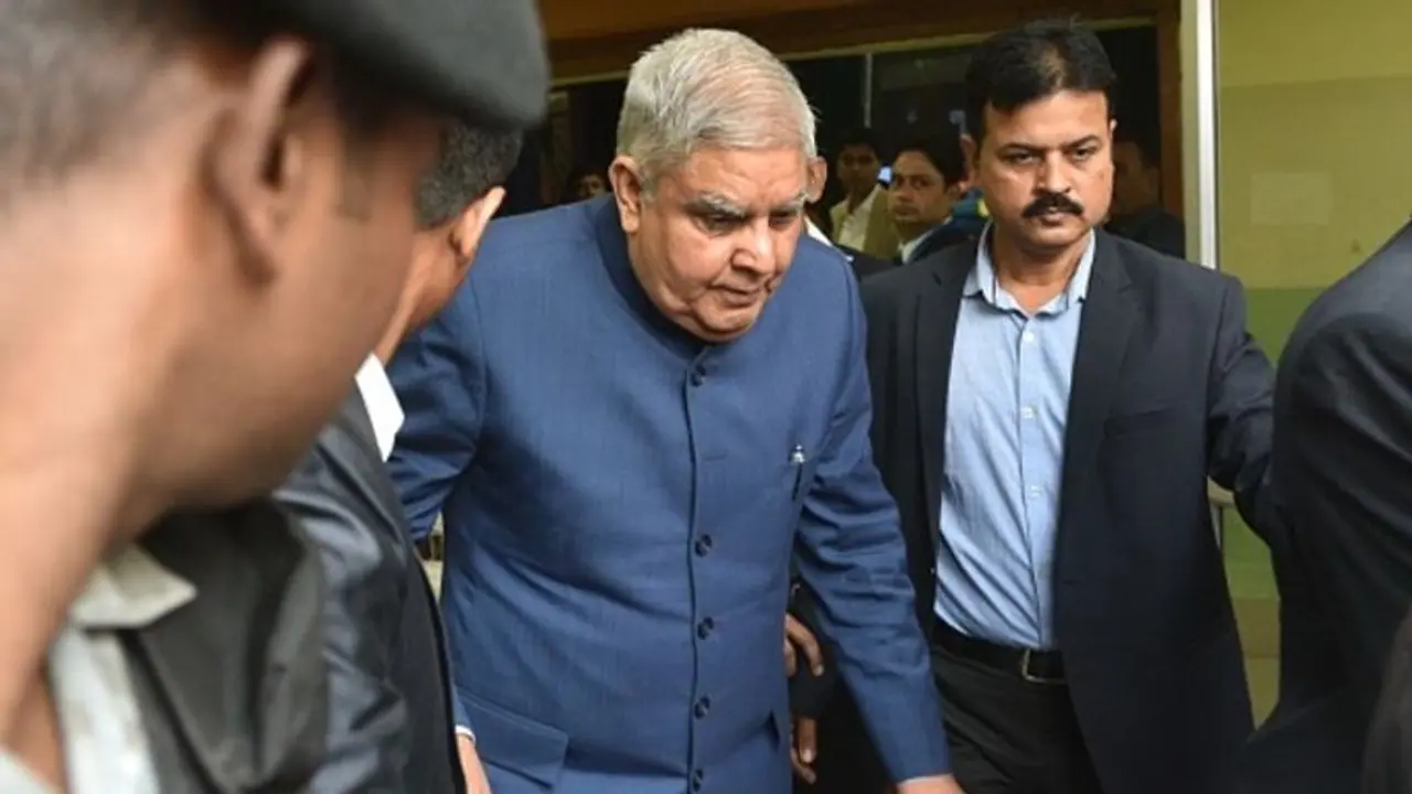 সমাবর্তনে আমন্ত্রণ নয় কেন, বিশ্ববিদ্যালয়ের উপাচার্যকে শোকজ ধনখড়ের সমাবর্তনে আমন্ত্রণ নয় কেন, বিশ্ববিদ্যালয়ের উপাচার্যকে শোকজ ধনখড়ের