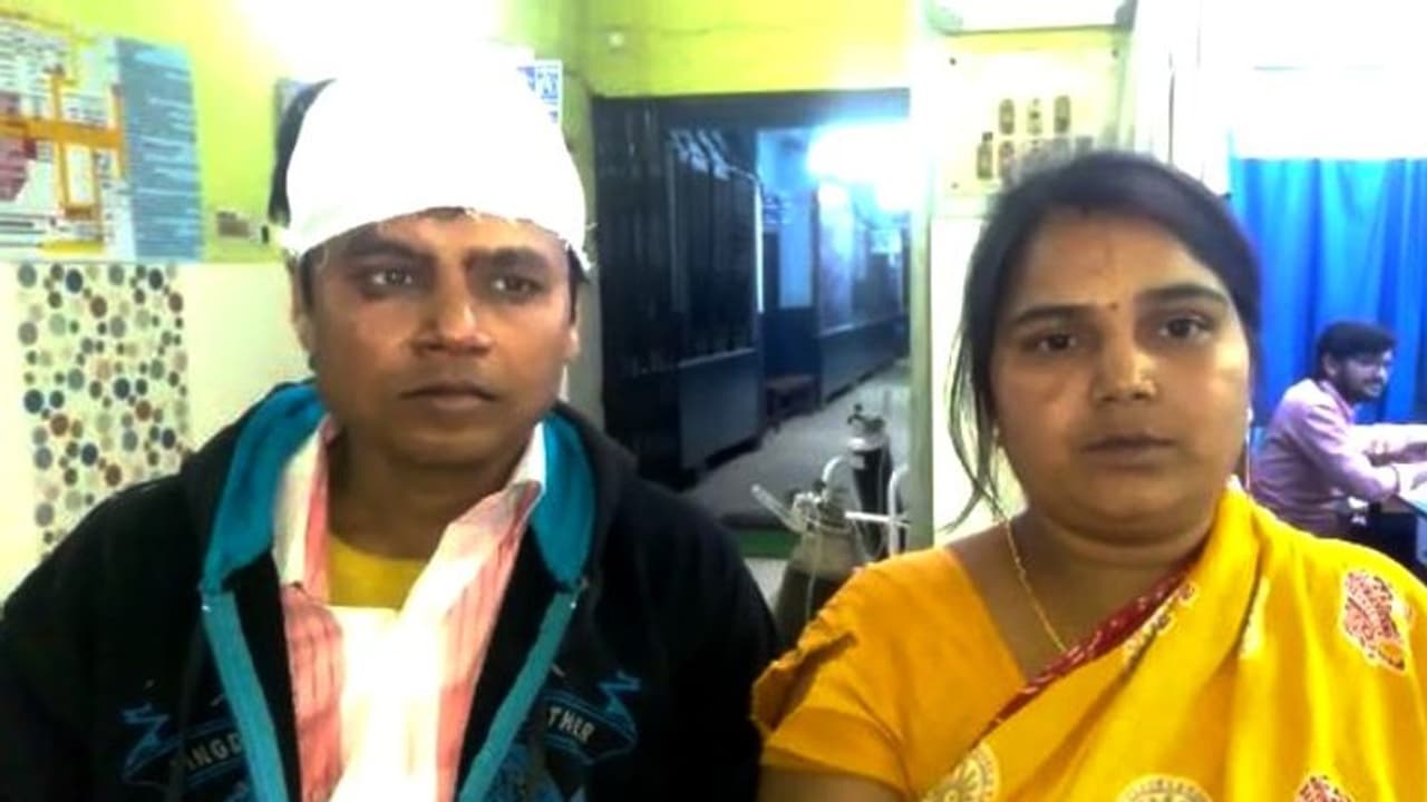 তারকেশ্বরে মাথা ফাটল বিজেপি কর্মীর, অভিযোগের তির তৃণমূলের দিকে তারকেশ্বরে মাথা ফাটল বিজেপি কর্মীর, অভিযোগের তির তৃণমূলের দিকে