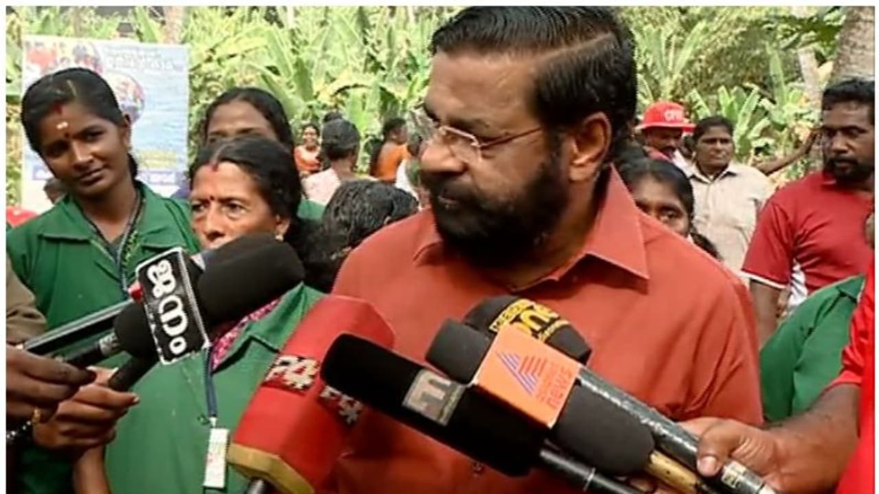 വെടിയുണ്ട വിവാദം: കുറ്റം തെളിയുന്നത് വരെ ഗണ്‍മാന്‍ സ്റ്റാഫിലുണ്ടാകുമെന്ന് മന്ത്രി കടകംപളളി