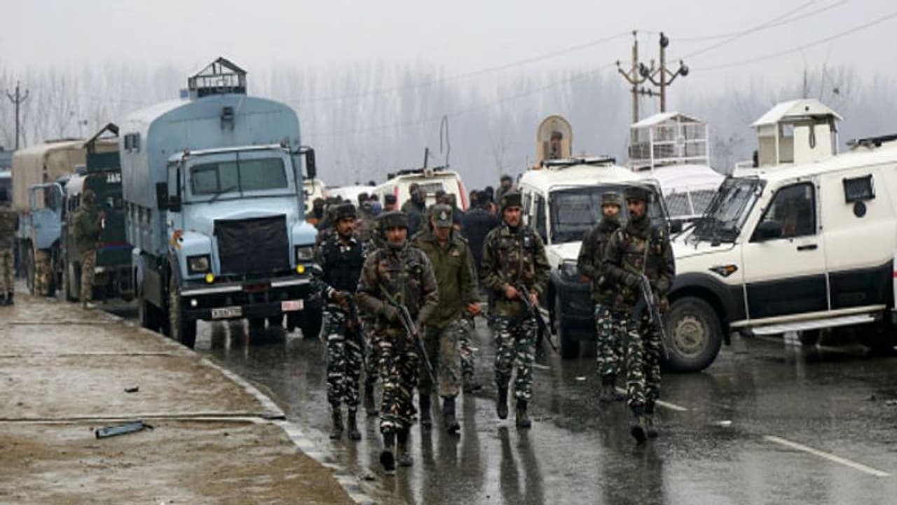 পুলওয়ামার বর্ষপূর্তিতে শহিদ স্মরণে মোদী শাহ, শহিদদের আত্মবলিদান ভোলার নয়, বললেন রাজনাথ