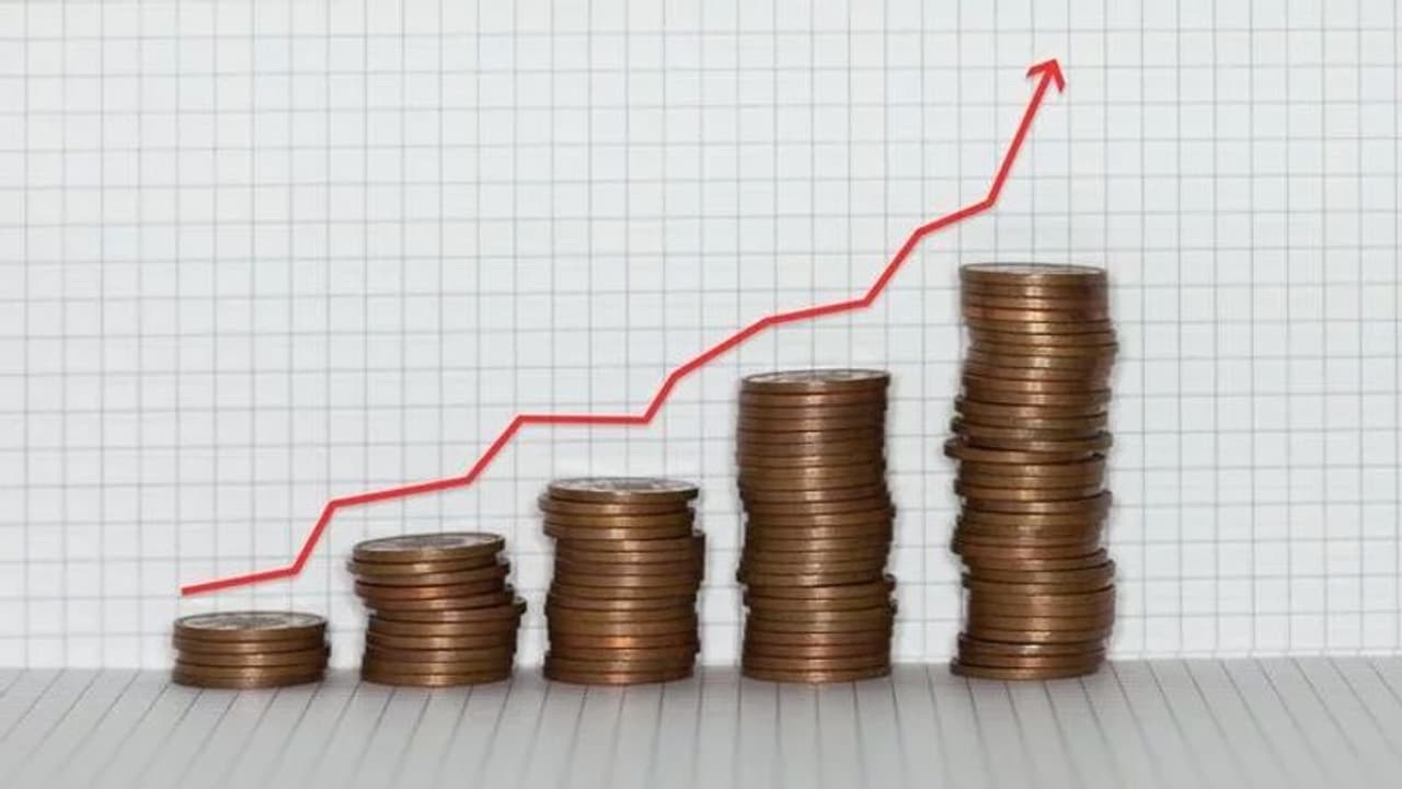 भारत में बढ़ी थोक महंगाई, प्याज और आलू की कीमतों में बढ़ोतरी के चलते हुआ इजाफा भारत में बढ़ी थोक महंगाई, प्याज और आलू की कीमतों में बढ़ोतरी के चलते हुआ इजाफा