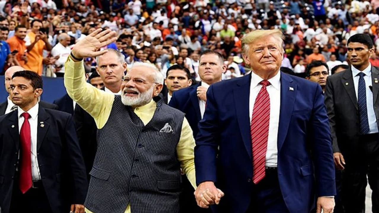 केम छो ट्रंप: 18 IAS और 3 IPS अधिकारियों पर ट्रंप की सुरक्षा की जिम्मेदारी, ACS पंकज कुमार को करेंगे रिपोर्ट केम छो ट्रंप: 18 IAS और 3 IPS अधिकारियों पर ट्रंप की सुरक्षा की जिम्मेदारी, ACS पंकज कुमार को करेंगे रिपोर्ट