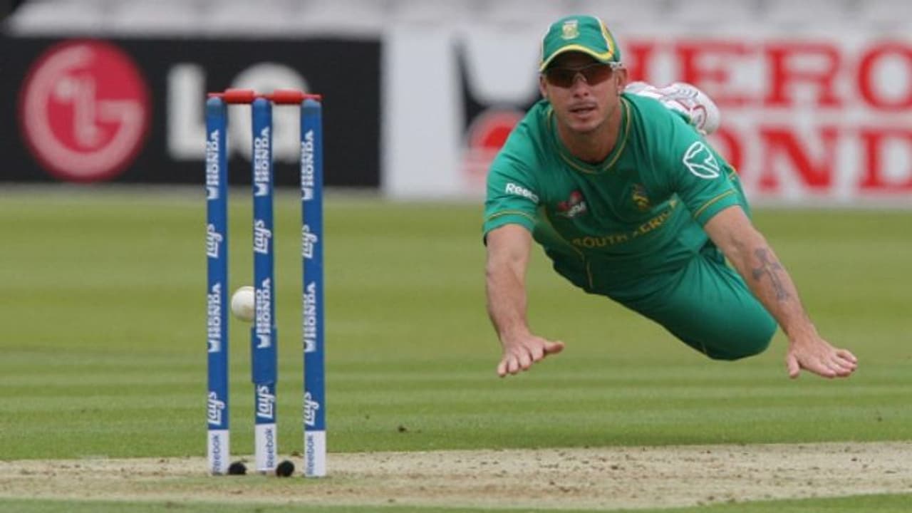 Unacademy Road Safety World Series: When Herschelle Gibbs ‘jumped signal’ Unacademy Road Safety World Series: When Herschelle Gibbs ‘jumped signal’