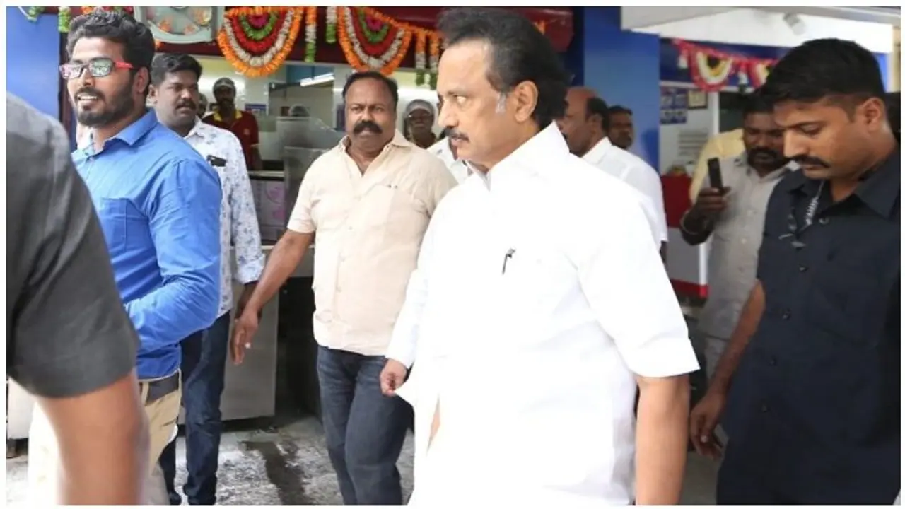 கொரோனா வைரஸ் போன்று கொடியது பட்டினி சாவு..!விலை வாசி உயர்வு, மக்கள் கையில் பணம் இன்மை.ஸ்டாலின் அறிக்கை. கொரோனா வைரஸ் போன்று கொடியது பட்டினி சாவு..!விலை வாசி உயர்வு, மக்கள் கையில் பணம் இன்மை.ஸ்டாலின் அறிக்கை.