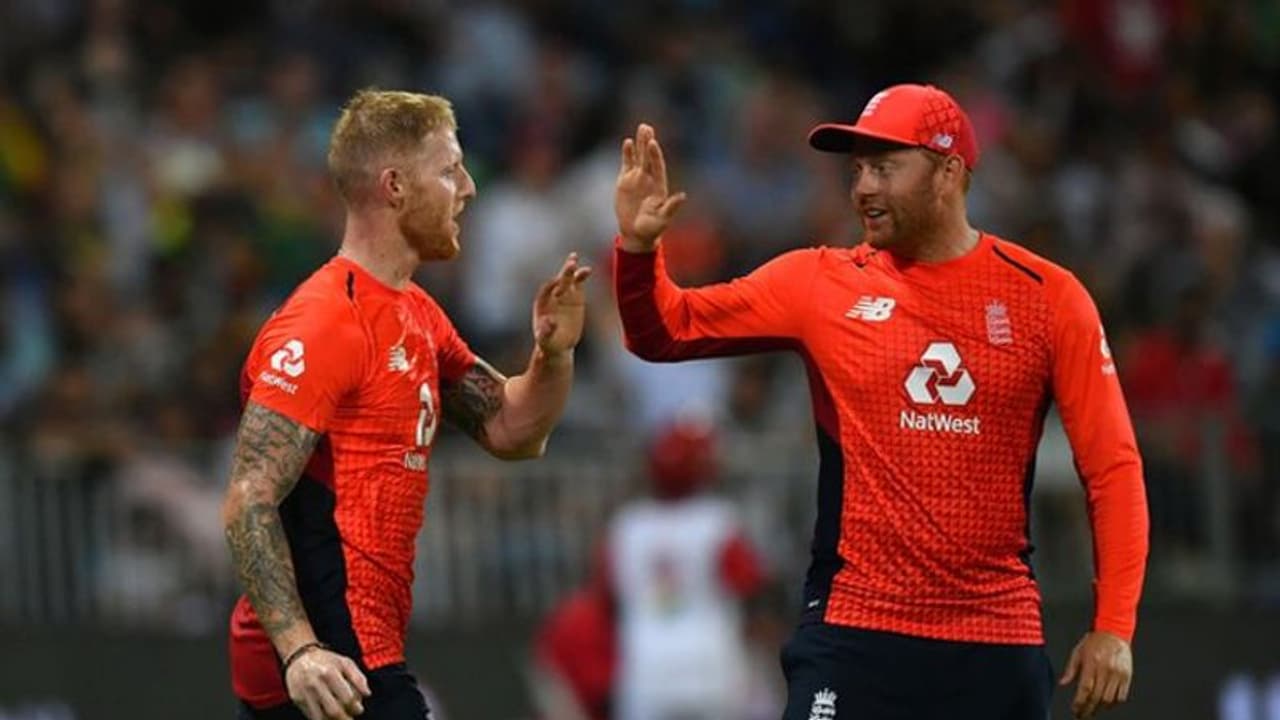 2 गेंदों में 3 रन नहीं बना पाई अफ्रीकी टीम, रोमांचक जीत के साथ इंग्लैंड का शानदार कमबैक 2 गेंदों में 3 रन नहीं बना पाई अफ्रीकी टीम, रोमांचक जीत के साथ इंग्लैंड का शानदार कमबैक