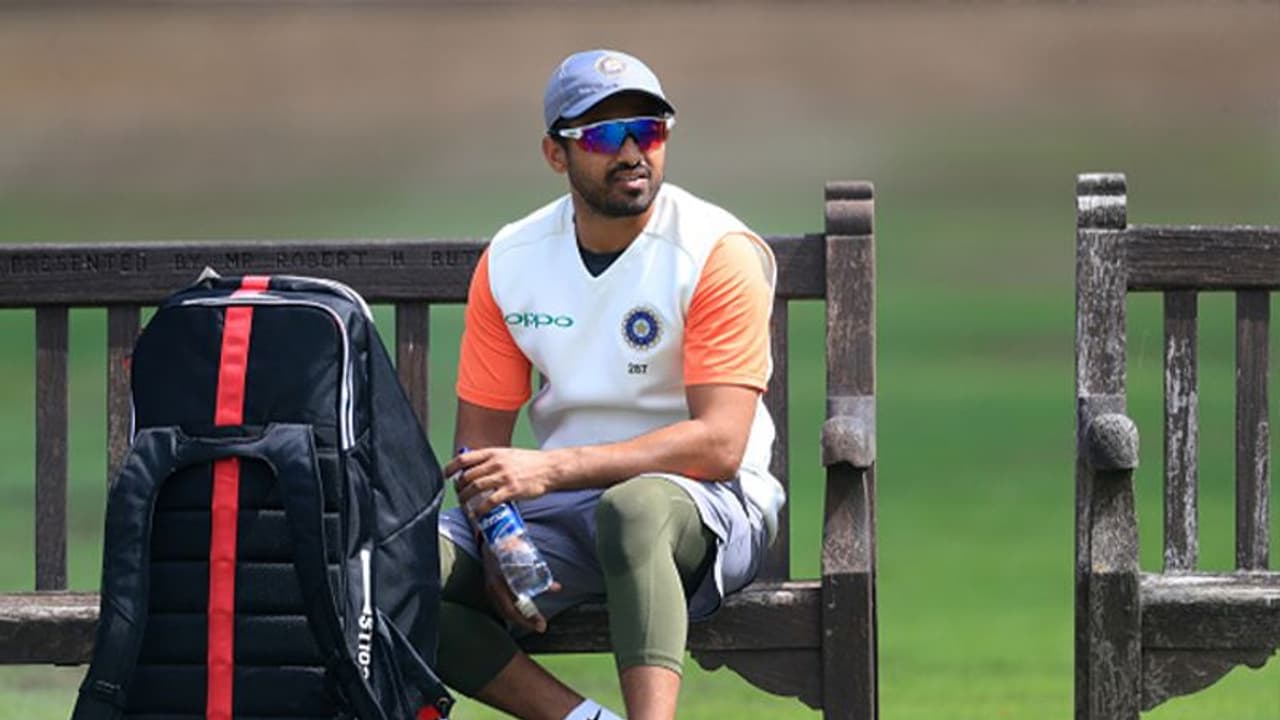 'പ്രിയപ്പെട്ട ക്രിക്കറ്റ്, എനിക്കൊരു അവസരം കൂടി തരൂ'; അന്ന് കരുണ് കുറിച്ചിട്ടു, സമയമായെന്ന് ക്രിക്കറ്റ് ലോകം 'പ്രിയപ്പെട്ട ക്രിക്കറ്റ്, എനിക്കൊരു അവസരം കൂടി തരൂ'; അന്ന് കരുണ് കുറിച്ചിട്ടു, സമയമായെന്ന് ക്രിക്കറ്റ് ലോകം