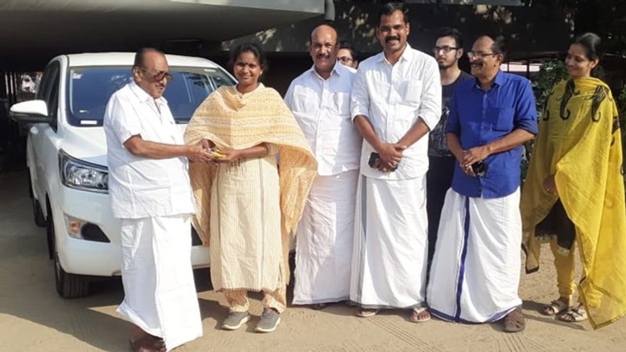 ലോണെടുത്ത് കാര്‍ വാങ്ങി രമ്യ ഹരിദാസ്; 'പെങ്ങളൂട്ടി' ഇനി ക്രിസ്റ്റയില്‍ പാഞ്ഞെത്തും