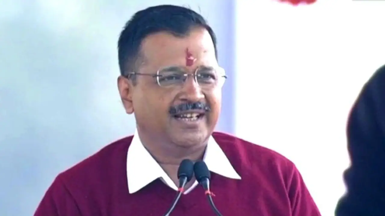 Delhi CM Kejriwal seeks PM Modi's blessings to take city forward