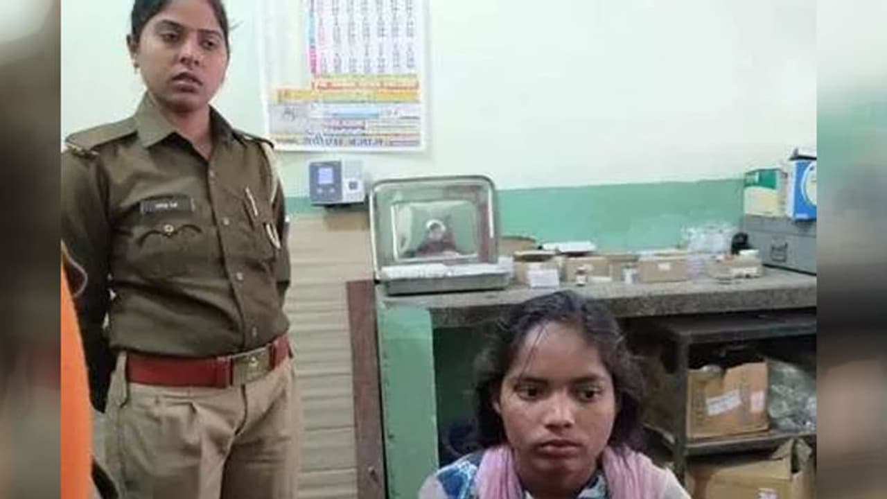 इस लड़की ने माता रानी के दरबार में जीभ काटकर चढ़ाई, पूरी हुई थी ये मन्नत