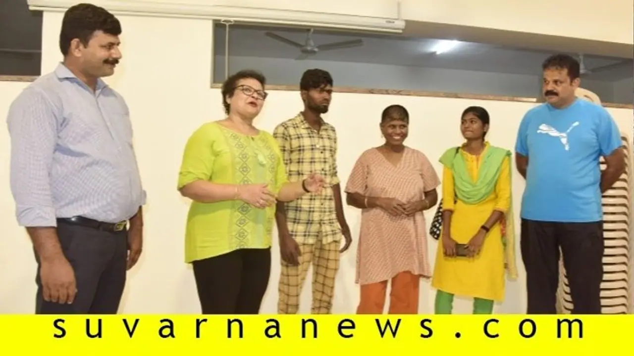 14 ವರ್ಷಗಳ ಬಳಿಕ ಕೊನೆಗೂ ತನ್ನ ಮಕ್ಕಳ ಸೇರಿದ ತಾಯಿ! 14 ವರ್ಷಗಳ ಬಳಿಕ ಕೊನೆಗೂ ತನ್ನ ಮಕ್ಕಳ ಸೇರಿದ ತಾಯಿ!