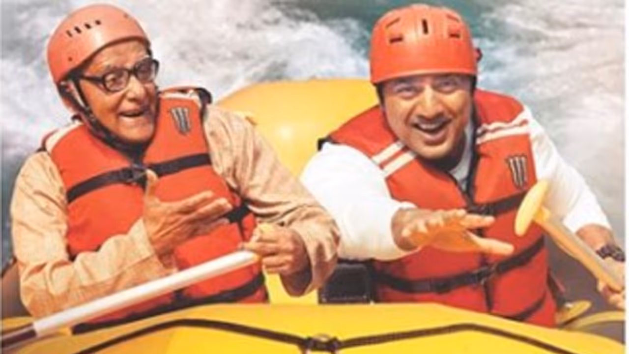 Tonic Trailer: বড়দিনে দেবের উপহার টনিক, এক ভিন্নস্বাদের সম্পর্কের অ্যাডভেঞ্চার Tonic Trailer: বড়দিনে দেবের উপহার টনিক, এক ভিন্নস্বাদের সম্পর্কের অ্যাডভেঞ্চার