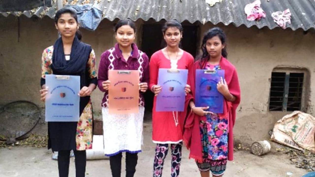 মাও উপদ্রুত এলাকার মাধ্যমিক পরীক্ষার্থীদের জন্য বোর্ড পুলিশের, চালু হল বিশেষ হেল্পলাইন মাও উপদ্রুত এলাকার মাধ্যমিক পরীক্ষার্থীদের জন্য বোর্ড পুলিশের, চালু হল বিশেষ হেল্পলাইন