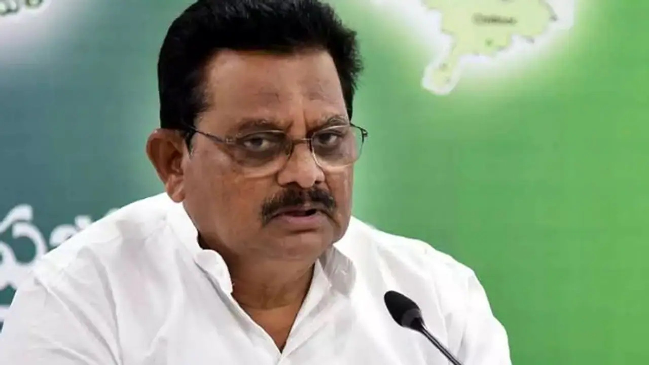 తప్పు చేశారు కాబట్టే: బాబు, లోకేశ్‌పై మంత్రి శ్రీరంగనాధ రాజు వ్యాఖ్యలు