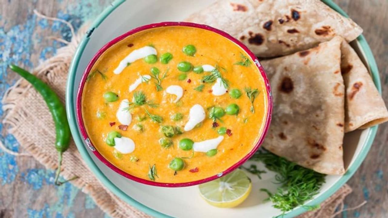 'मटर मसाला' का स्वाद होता है लाजवाब, जानें इसकी रेसिपी 'मटर मसाला' का स्वाद होता है लाजवाब, जानें इसकी रेसिपी