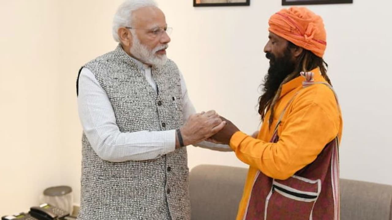 कैसे हैं आप? बिटिया दामाद को नहीं लाए...PM मोदी और रिक्शा चालक के बीच जानें क्या हुई बातचीत कैसे हैं आप? बिटिया दामाद को नहीं लाए...PM मोदी और रिक्शा चालक के बीच जानें क्या हुई बातचीत