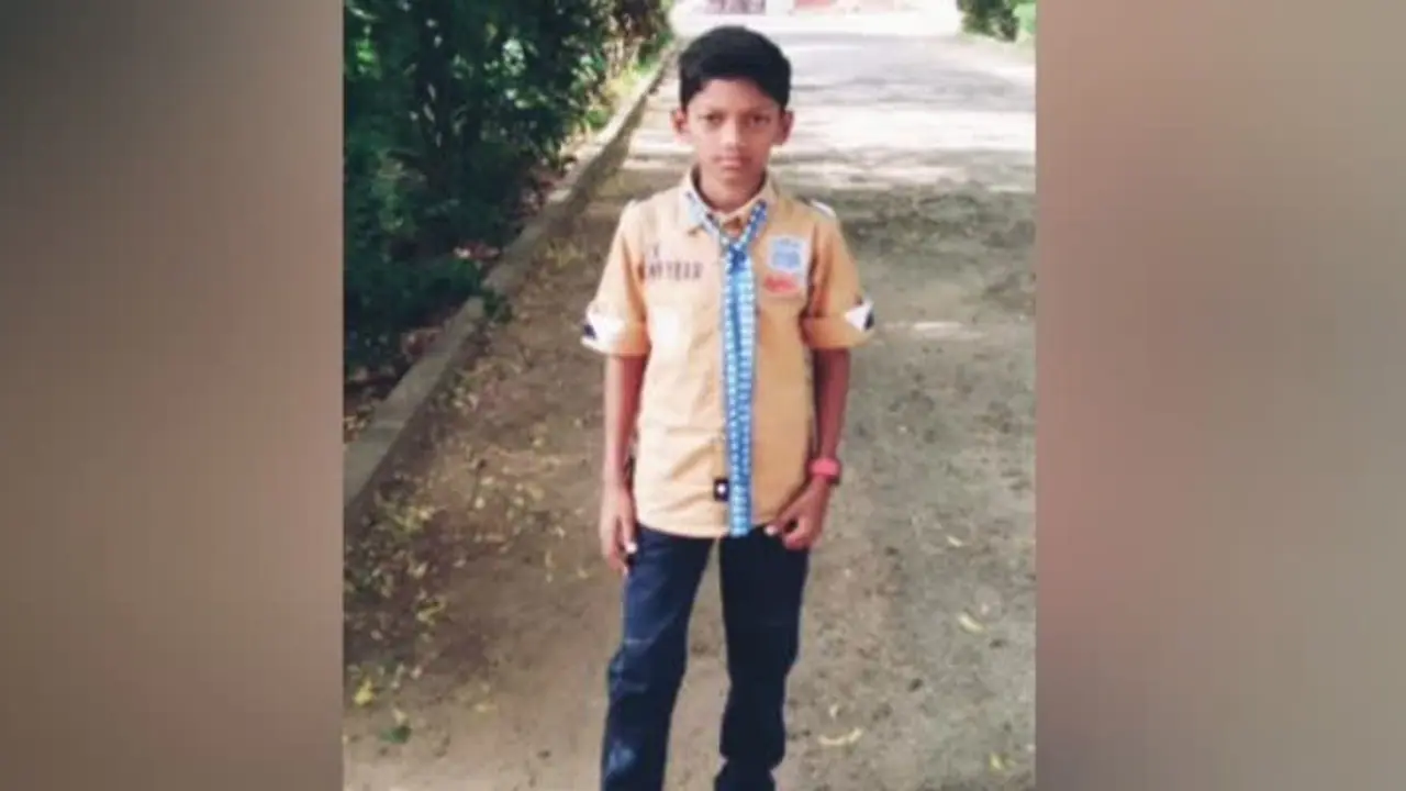 சிறுவன் உயிருக்கு எமனான தாயின் சேலை..! விளையாட்டு விபரீதமாகி போன பரிதாபம்..! சிறுவன் உயிருக்கு எமனான தாயின் சேலை..! விளையாட்டு விபரீதமாகி போன பரிதாபம்..!