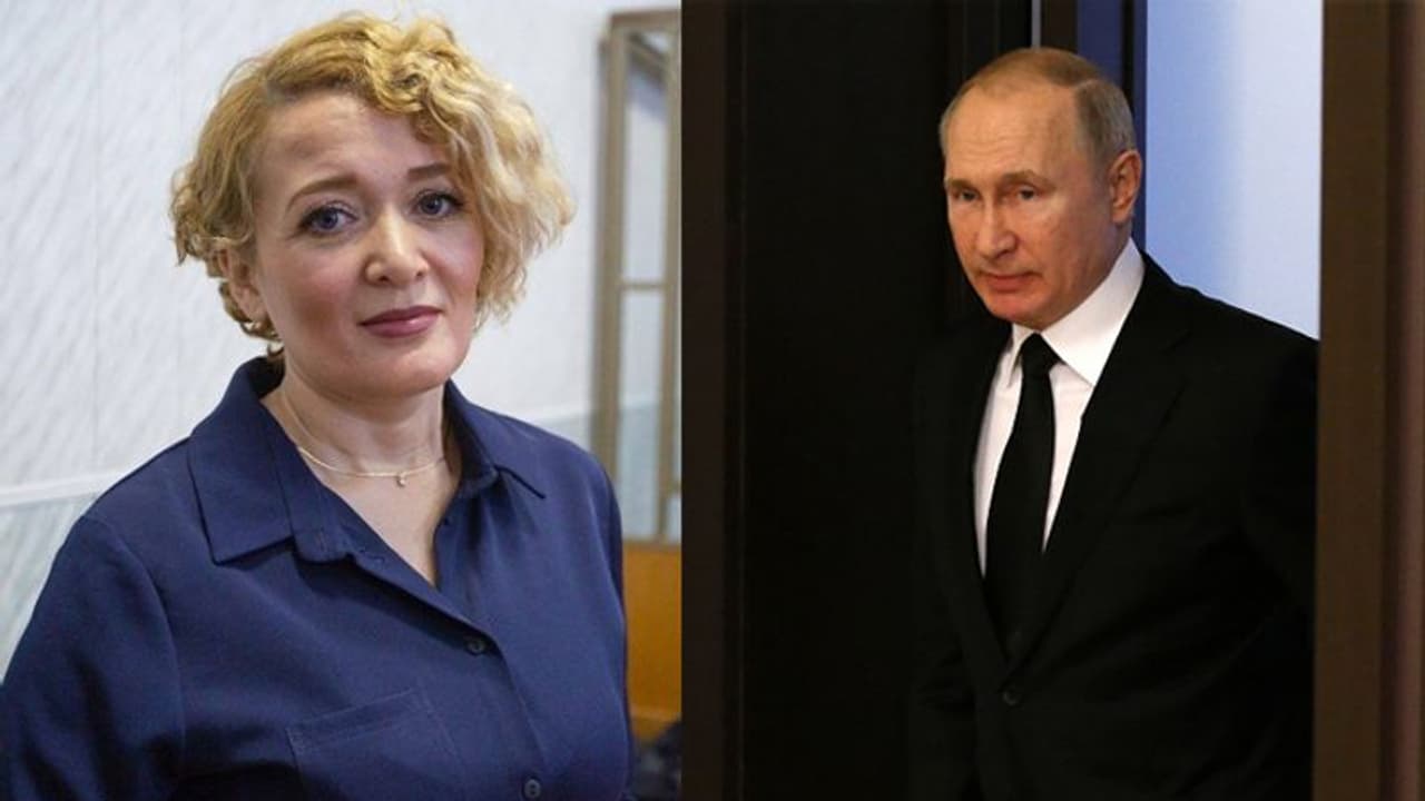 പുടിന്റെ റഷ്യയില് വീട്ടുതടങ്കലിലായ സ്ത്രീയുടെ കിടപ്പറയില് ക്യാമറ, ബാത്ത്റൂമില് പോകുമ്പോഴും കാലില് ടാഗ് പുടിന്റെ റഷ്യയില് വീട്ടുതടങ്കലിലായ സ്ത്രീയുടെ കിടപ്പറയില് ക്യാമറ, ബാത്ത്റൂമില് പോകുമ്പോഴും കാലില് ടാഗ്