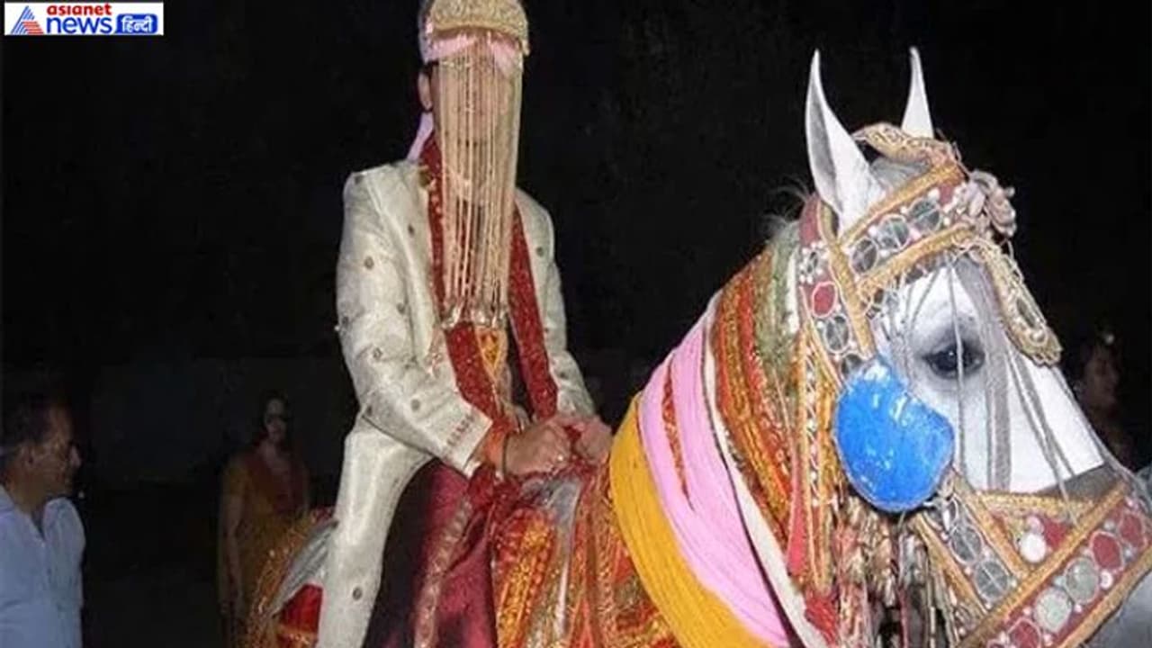 आर्मी जवान की बारात पर गांव वालों ने मारे ताबड़तोड़ पत्थर, वजह जानकर आप करेंगे थू थू आर्मी जवान की बारात पर गांव वालों ने मारे ताबड़तोड़ पत्थर, वजह जानकर आप करेंगे थू थू